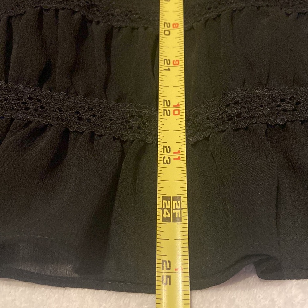 APOSTROPHE Size 10 Black Skirt Lace Accents - Picture 4 of 7